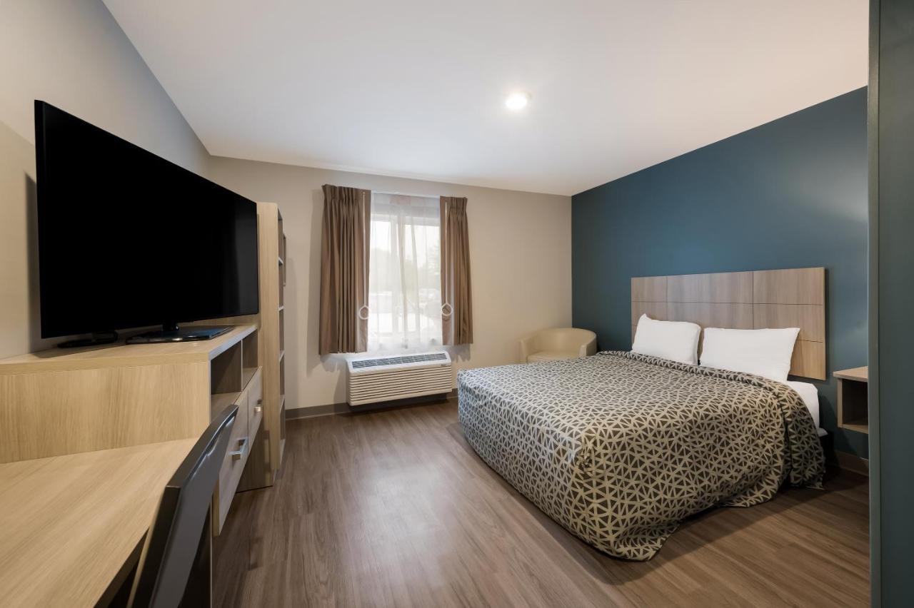 Woodspring Suites Dearborn Detroit Kültér fotó