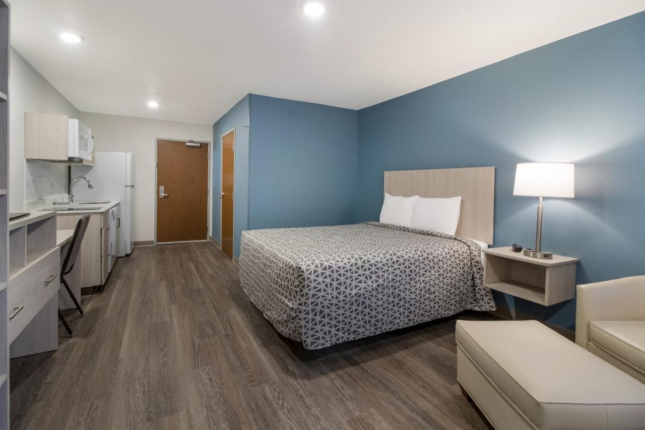 Woodspring Suites Dearborn Detroit Kültér fotó