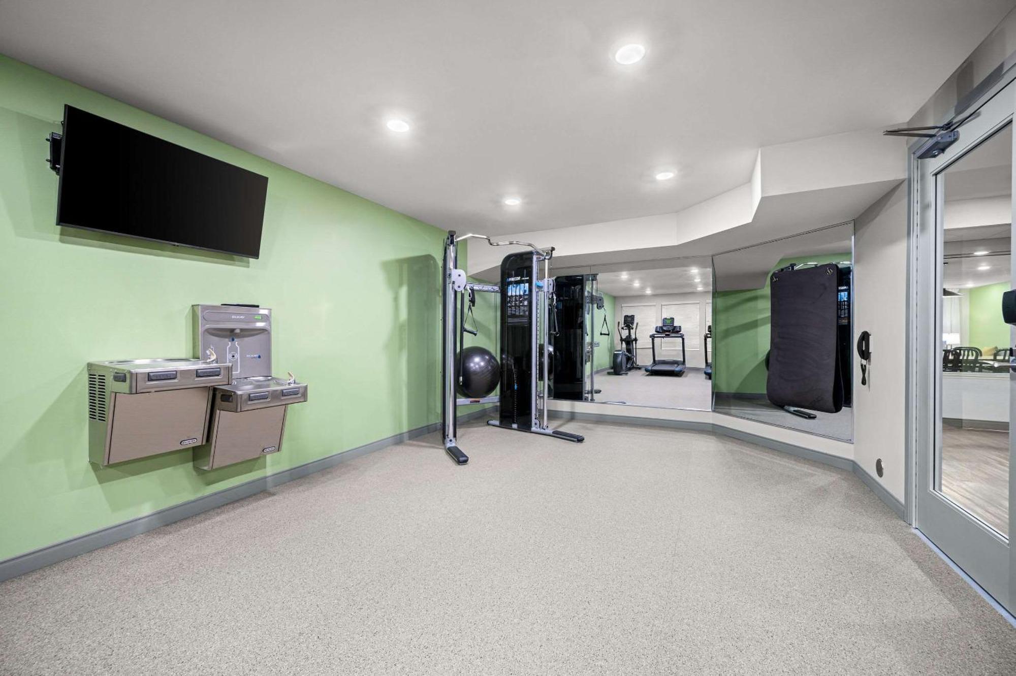 Woodspring Suites Dearborn Detroit Kültér fotó