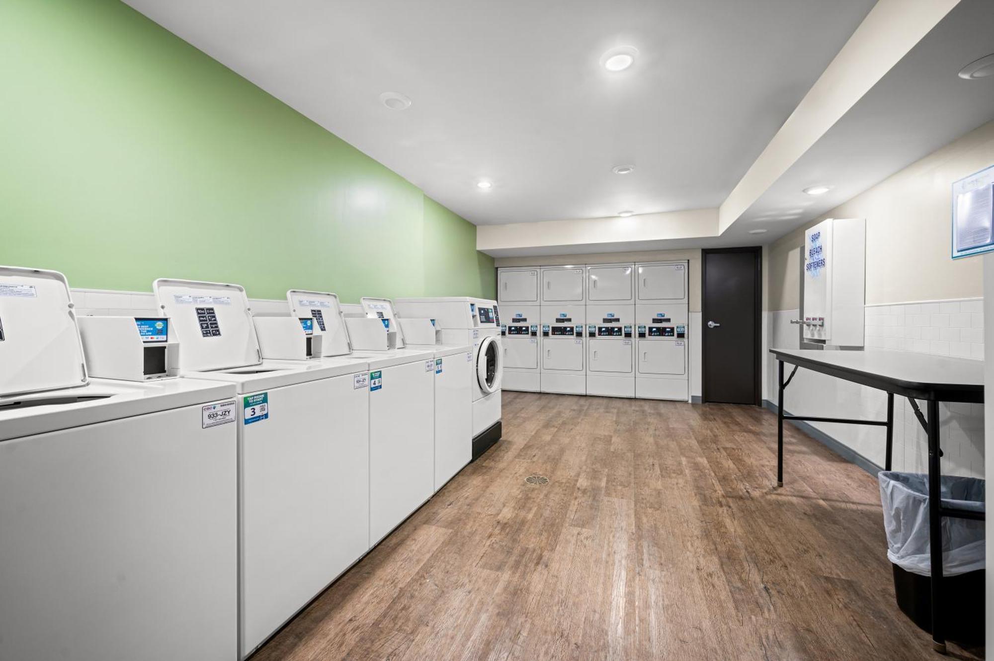 Woodspring Suites Dearborn Detroit Kültér fotó
